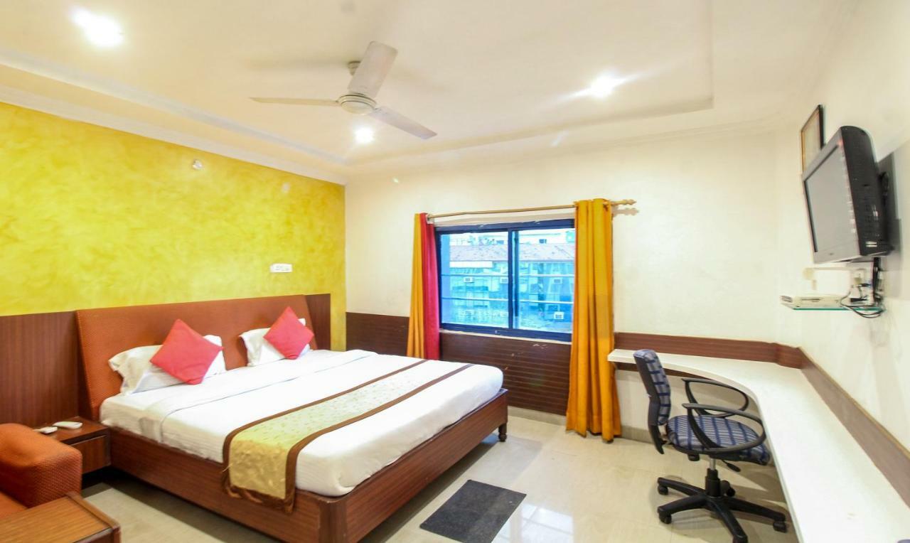 Hotel Monarch Inn Lucknow Exterior photo
