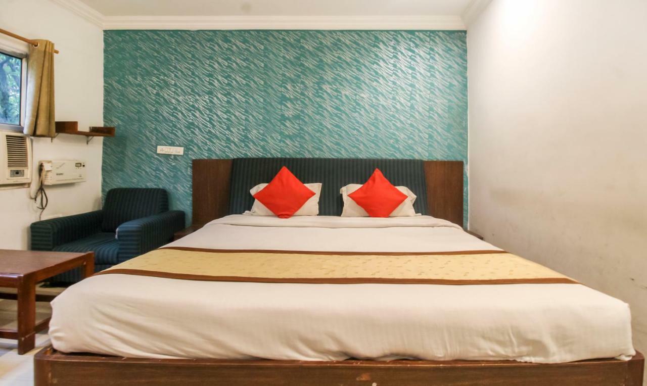Hotel Monarch Inn Lucknow Exterior photo