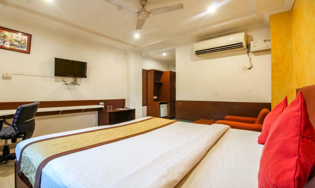 Hotel Monarch Inn Lucknow Exterior photo